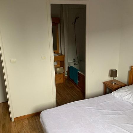 Appartement Dans Residence Bois De La Reine, Besse Et Saint Anastaise Exteriör bild