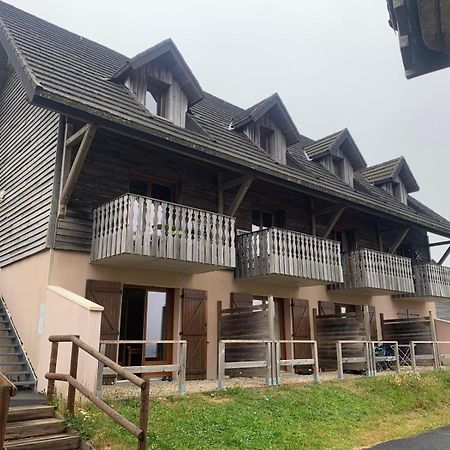 Appartement Dans Residence Bois De La Reine, Besse Et Saint Anastaise Exteriör bild